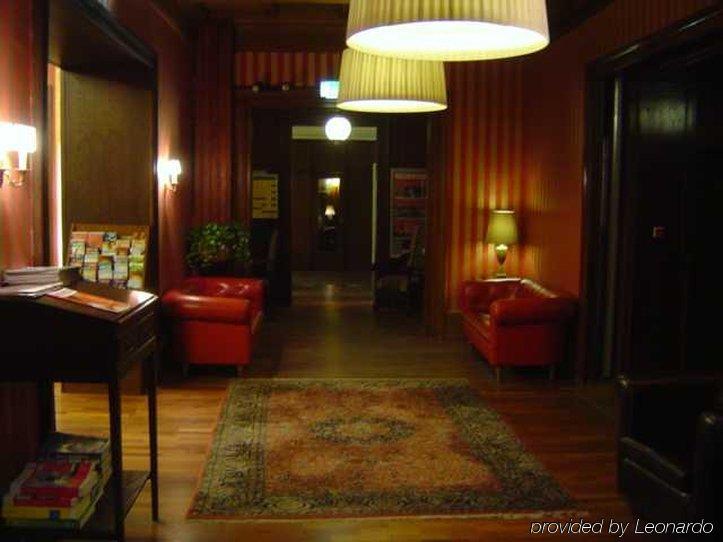 Stadt-Gut-Hotel Bogota 베를린 내부 사진